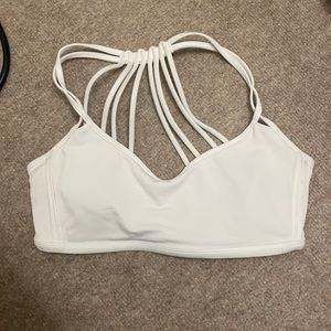 Lululemon lighten up sports bra, size 6, white